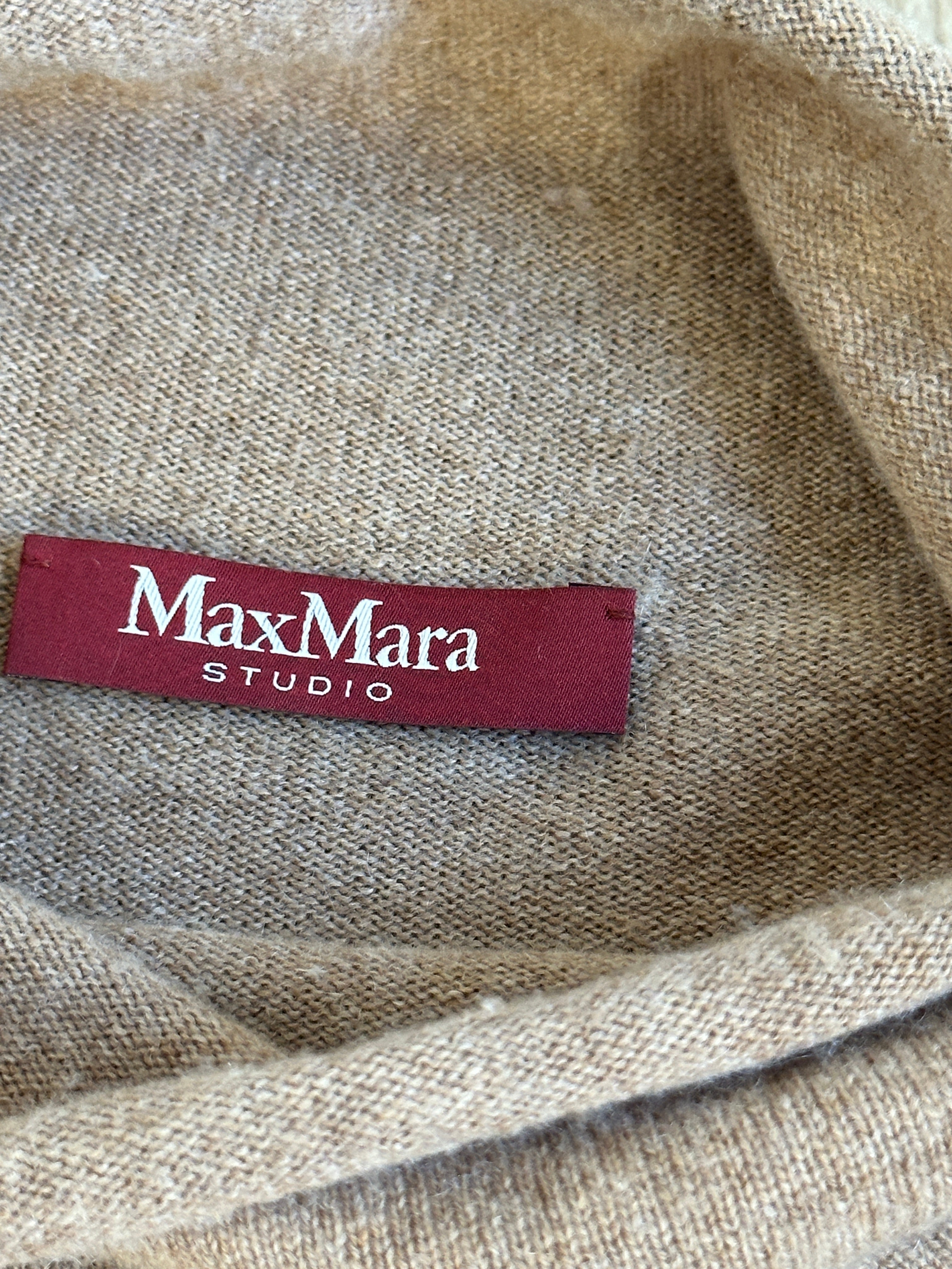 MaxMara classy sweater