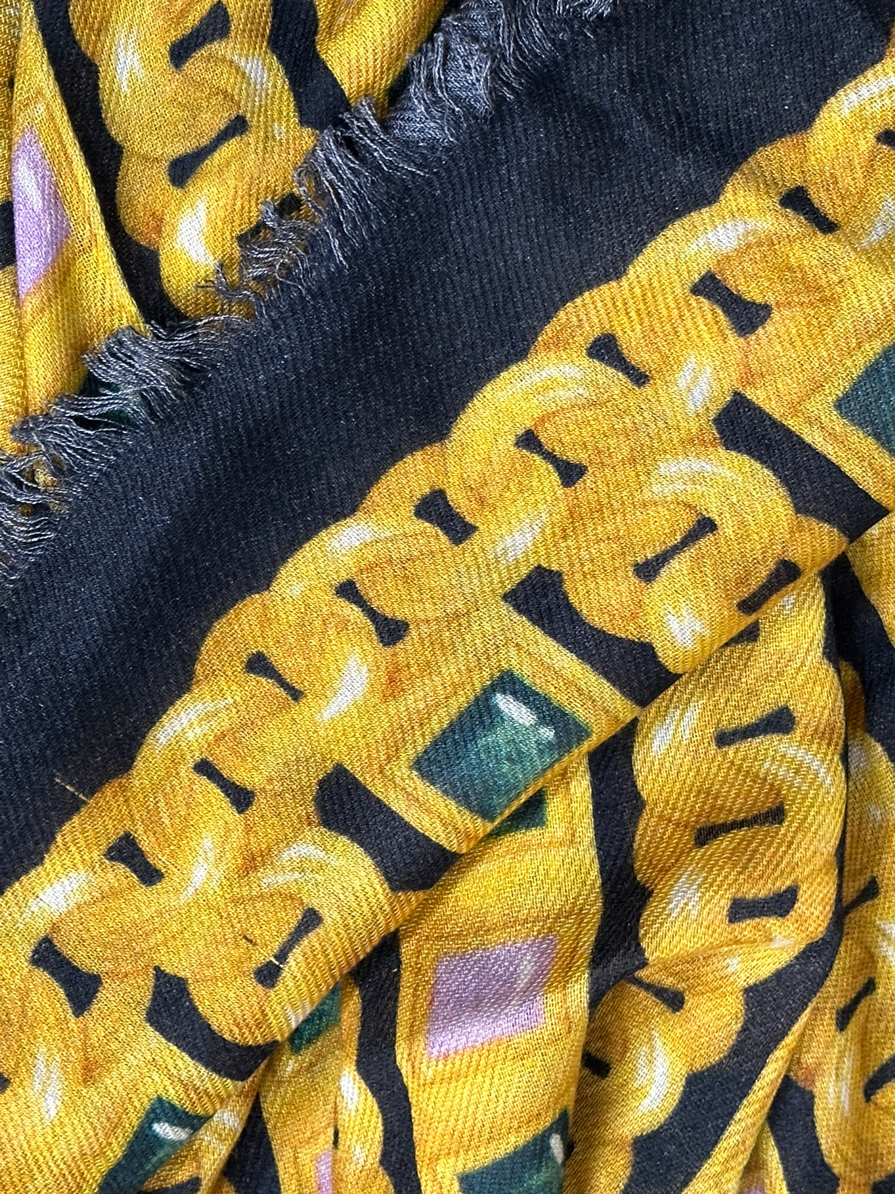 Chain scarf