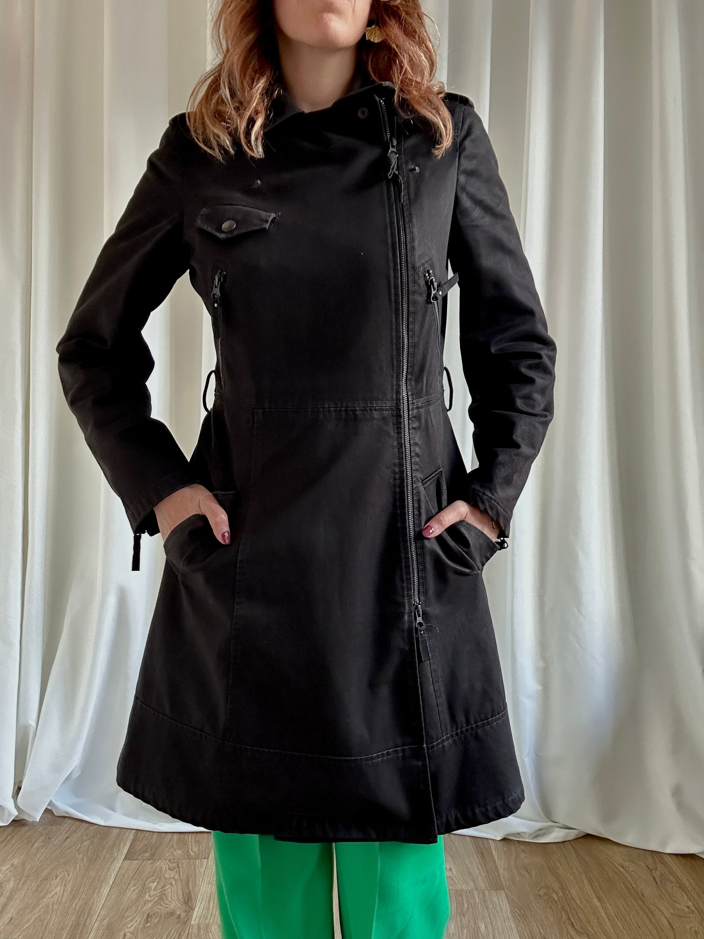 Moschino Nero Trench