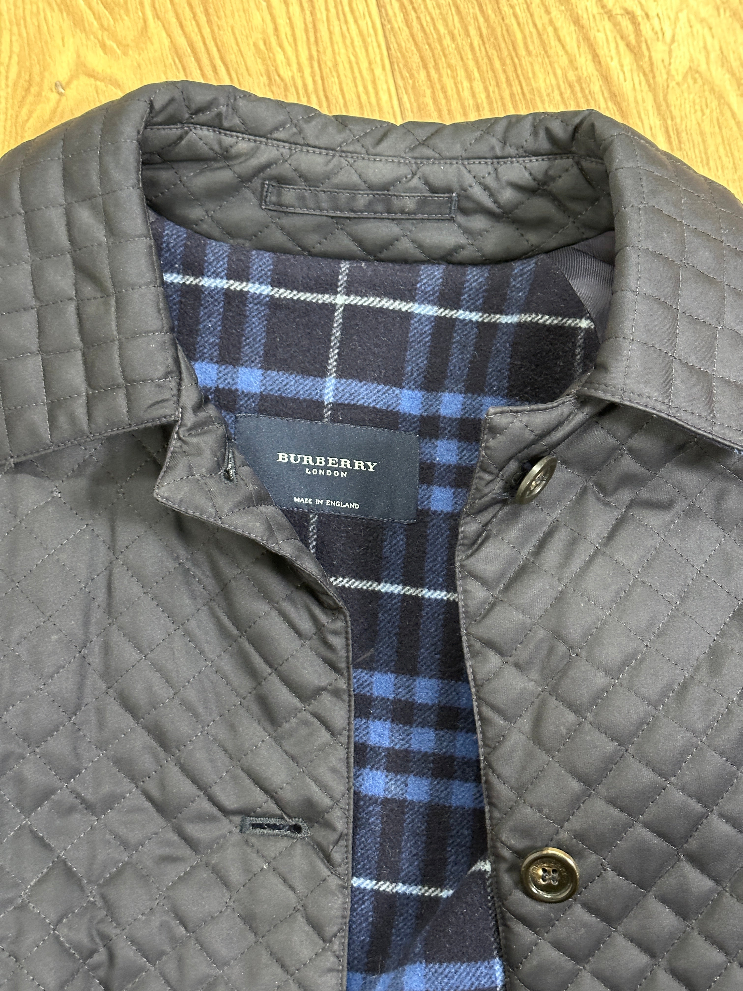 Traditional light Burberry